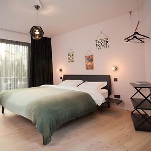 Kamer met een Queen Size Bed